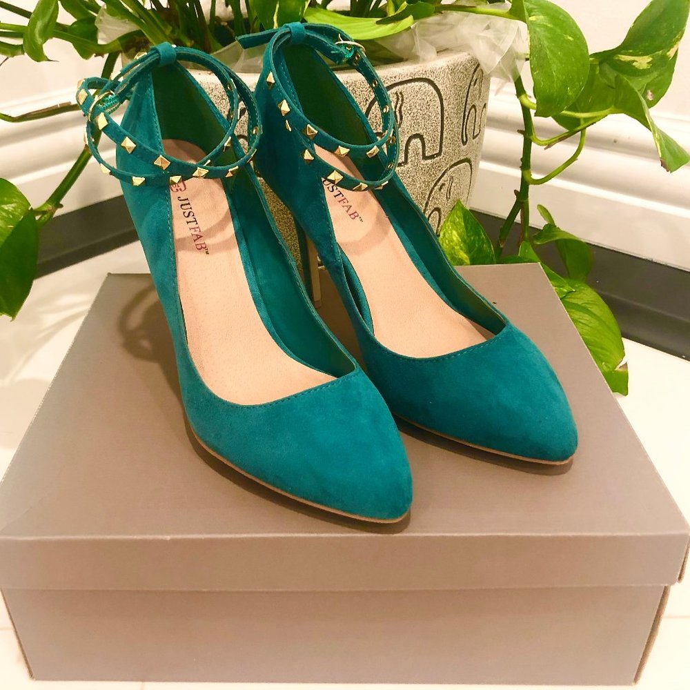 🔥SALE🔥JustFab Green Suede Ankle Strap Pumps NEW!